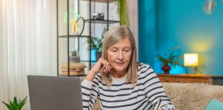 Choisir une mutuelle santé adaptée après 65 ans